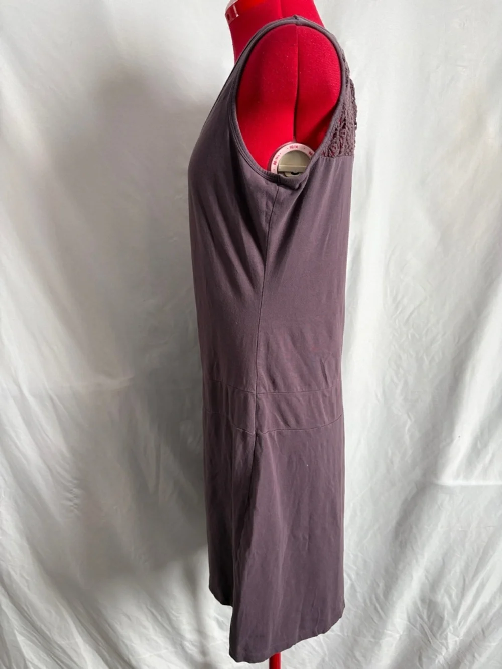 Sleeveless Backless Dress in Plum - Picture 4 of 5